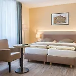 Отель Hotel-restaurant Dimmer - Mullerthal Валандорф-Пон