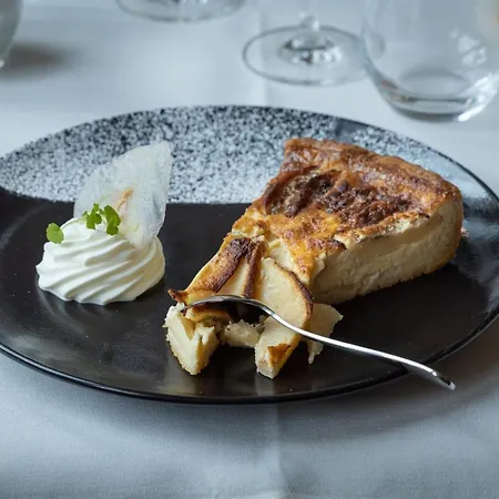 Отель Logis Hotel-restaurant Dimmer 4*